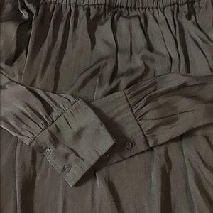 EUC Gibson & Latimer black off the shoulder blouse